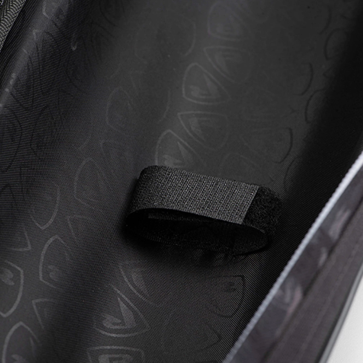 Fox Rage Voyager Camo Hard Rod Sleeve Single 1,3 Meter 3 Fox Rage Voyager Camo Hard Rod Sleeve Single 1,3 Meter - Afbeelding 3